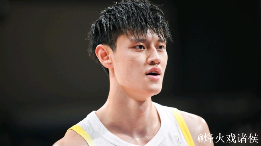 曾凡博签约篮网 中国男篮掀起留洋潮 曾凡博签约篮网 中国男篮掀起留洋潮